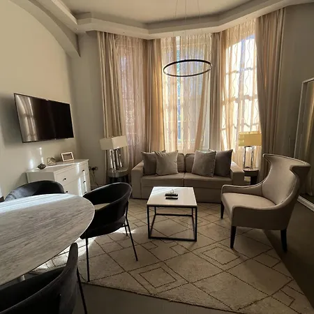 High Street Kensington Apartments London Room photo