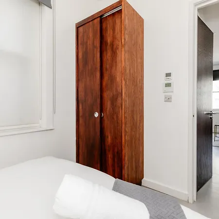 High Street Kensington Apartments Лондон Номер фото