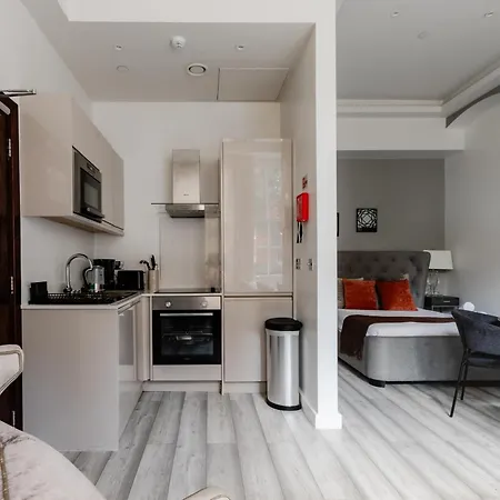 High Street Kensington Apartments Лондон Номер фото