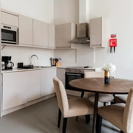 High Street Kensington Apartments Лондон Номер фото