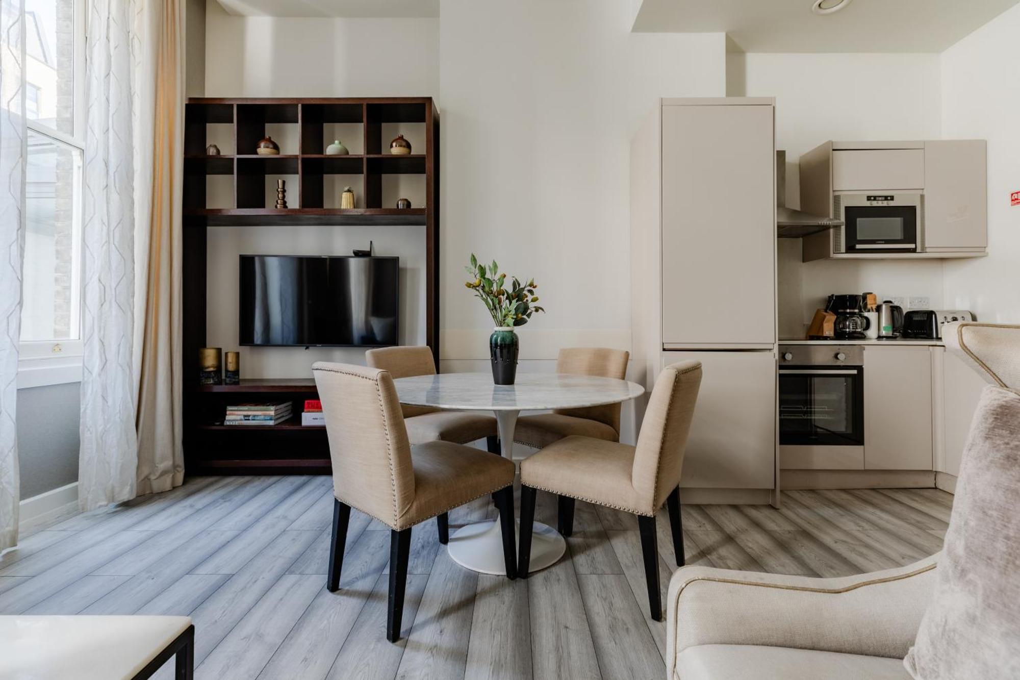 High Street Kensington Apartment London