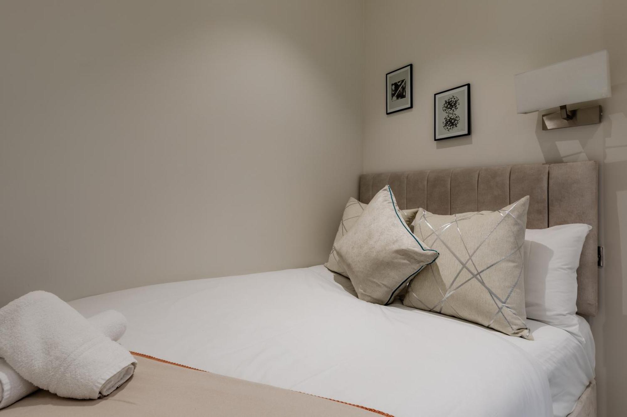 High Street Kensington Apartment London