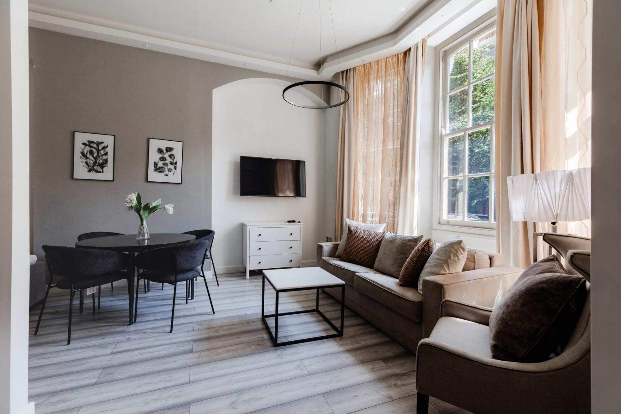 High Street Kensington Apartment