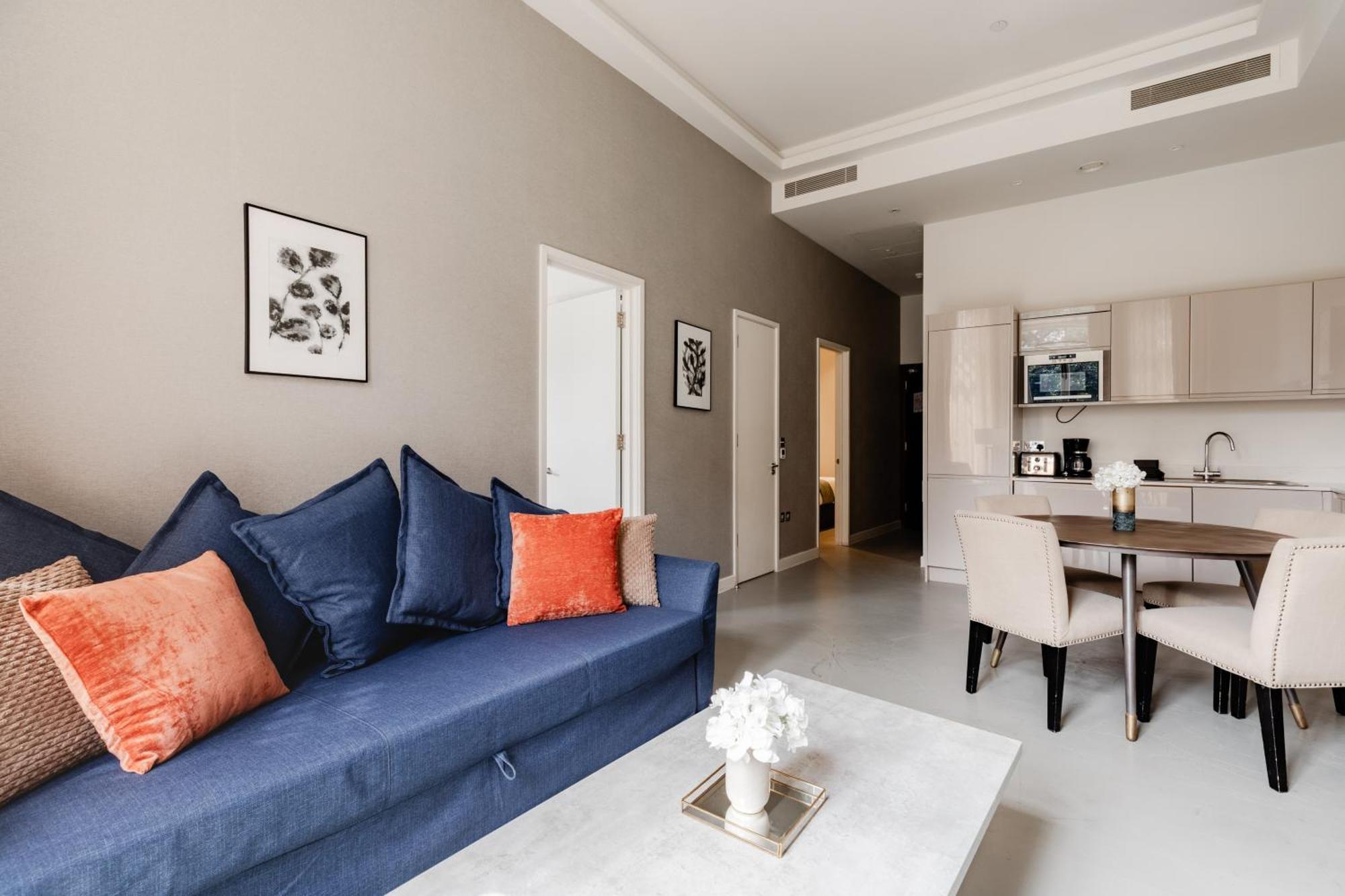 Апартаменты High Street Kensington *